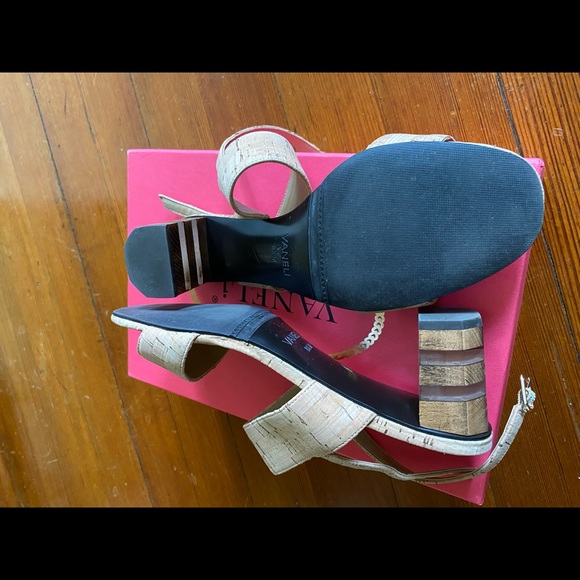 Vaneli cork heels - Picture 5 of 6